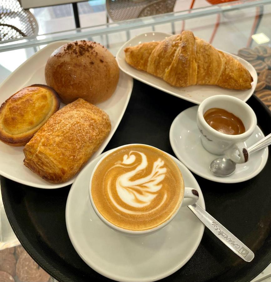 Bed and Breakfast Dimora Giusti Lecce Exterior foto